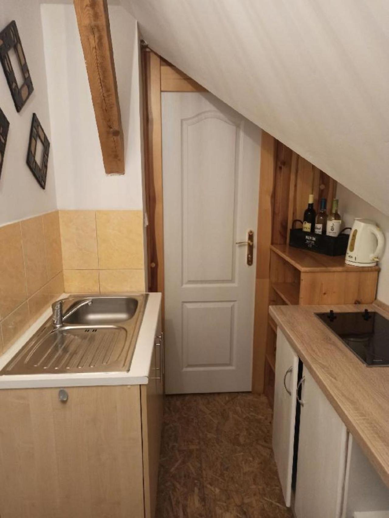 Apartmany Ziakova - Ubytovani Nove Hrady 111 외부 사진
